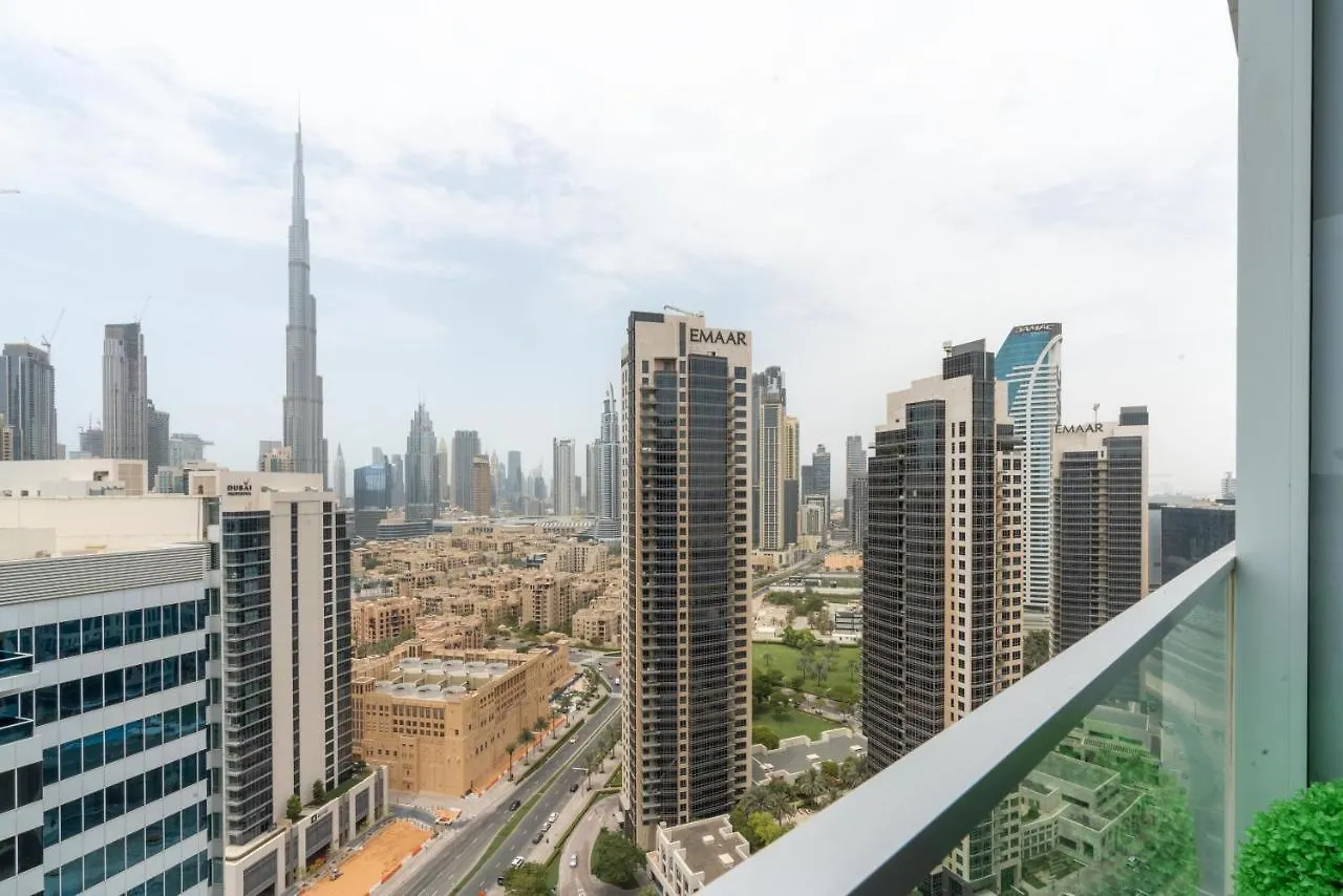 アパート Ultimate Stay / 4 Beds / Burj Khalifa View / Ultra Modern / Business Bay ドバイ アラブ首長国連邦