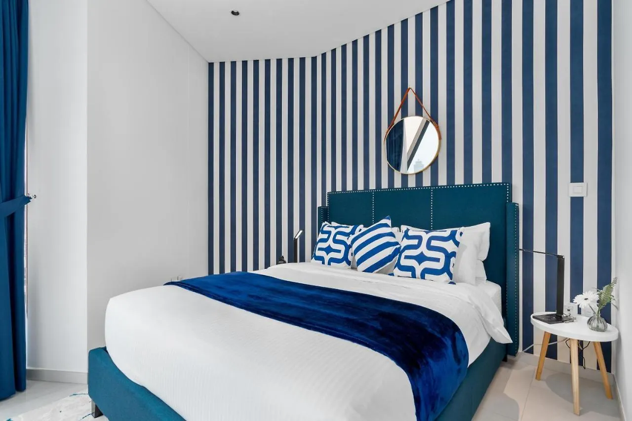Apartment Ultimate Stay / 4 Beds / Burj Khalifa View / Ultra Modern / Business Bay Dubai United Arab Emirates