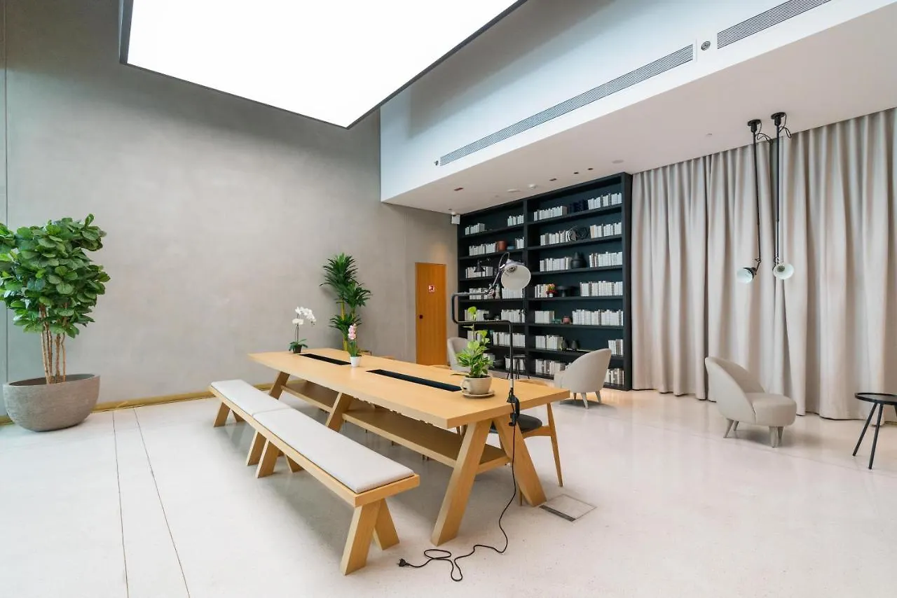 Apartment Ultimate Stay / 4 Beds / Burj Khalifa View / Ultra Modern / Business Bay Dubai
