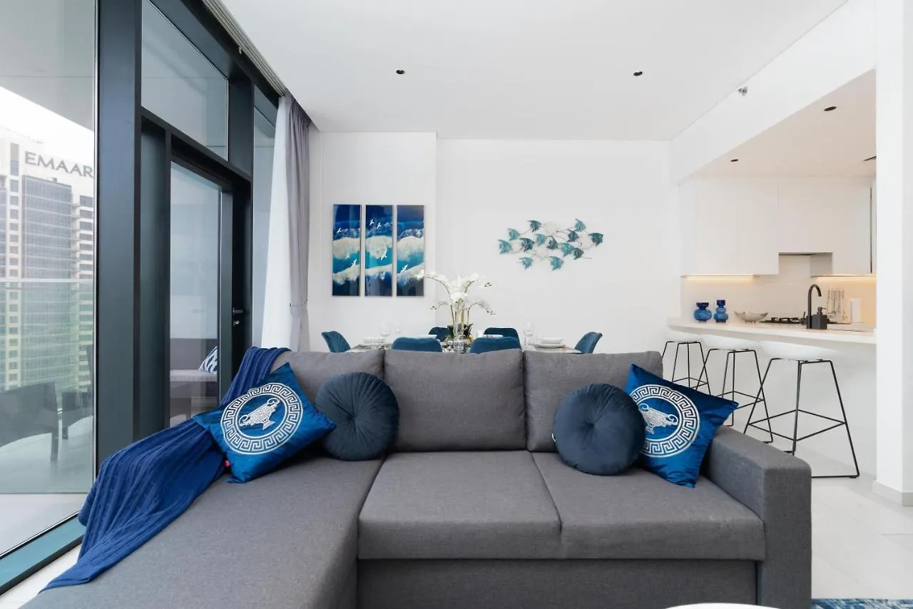 Apartment Ultimate Stay / 4 Beds / Burj Khalifa View / Ultra Modern / Business Bay Dubai