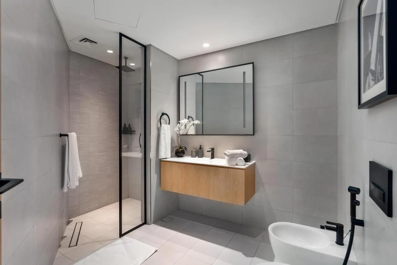 Apartment Ultimate Stay / 4 Beds / Burj Khalifa View / Ultra Modern / Business Bay Dubai